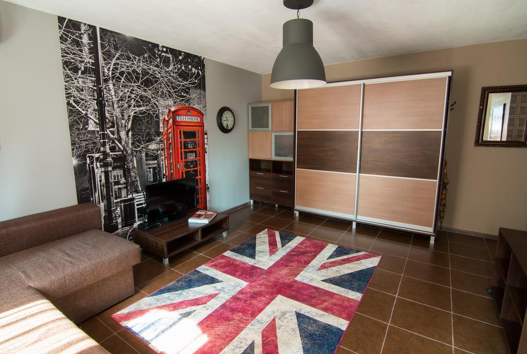 Dragomir Apartments Cherkasy Room photo